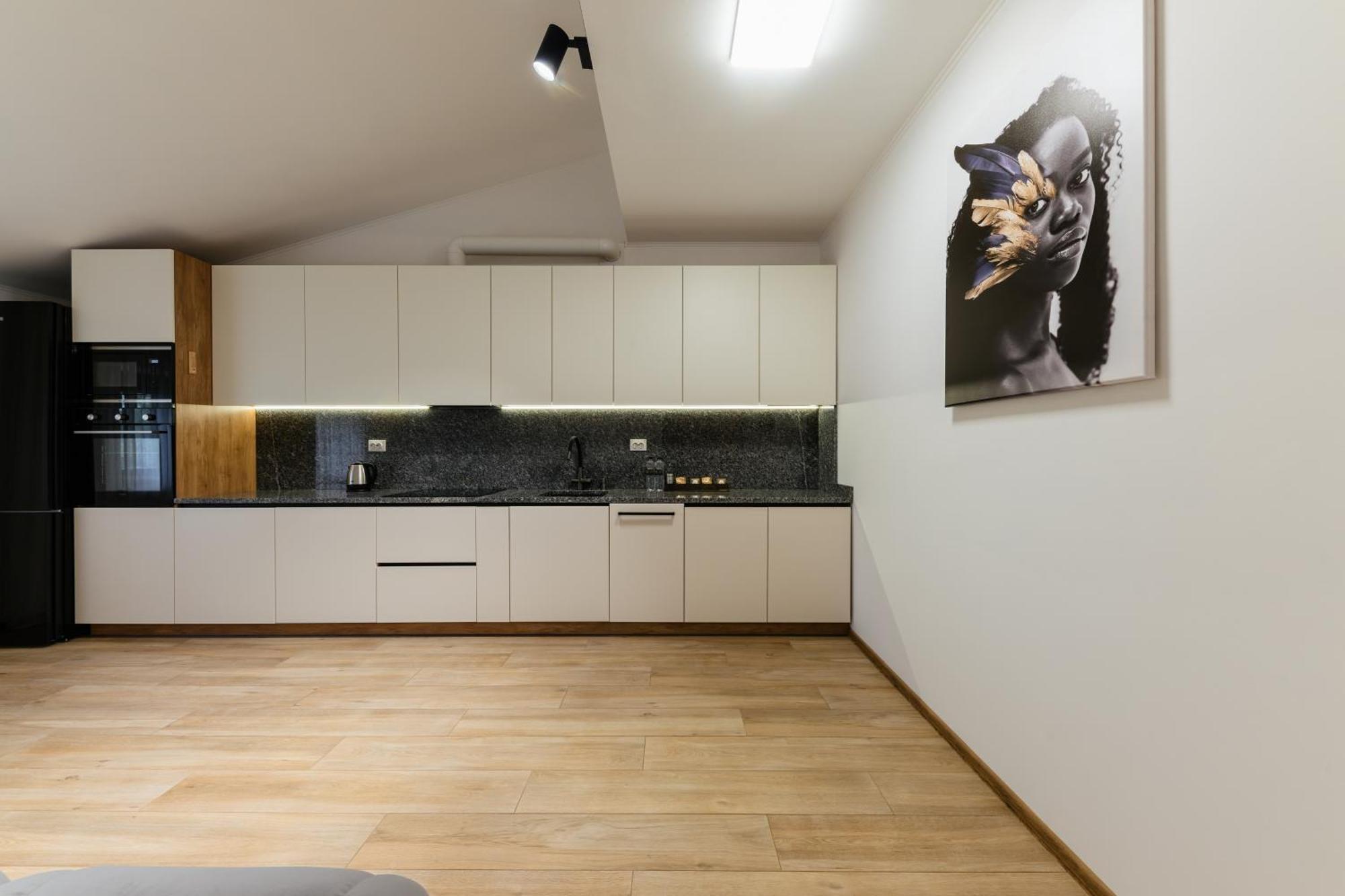 Luxury Apartments Uzhorod Exterior photo