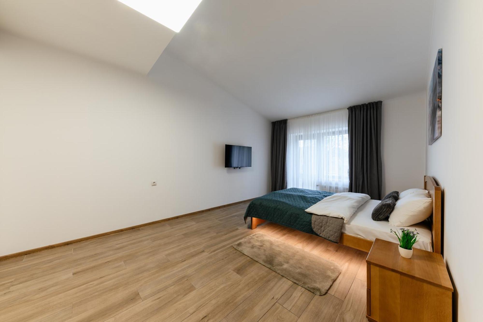 Luxury Apartments Uzhorod Exterior photo