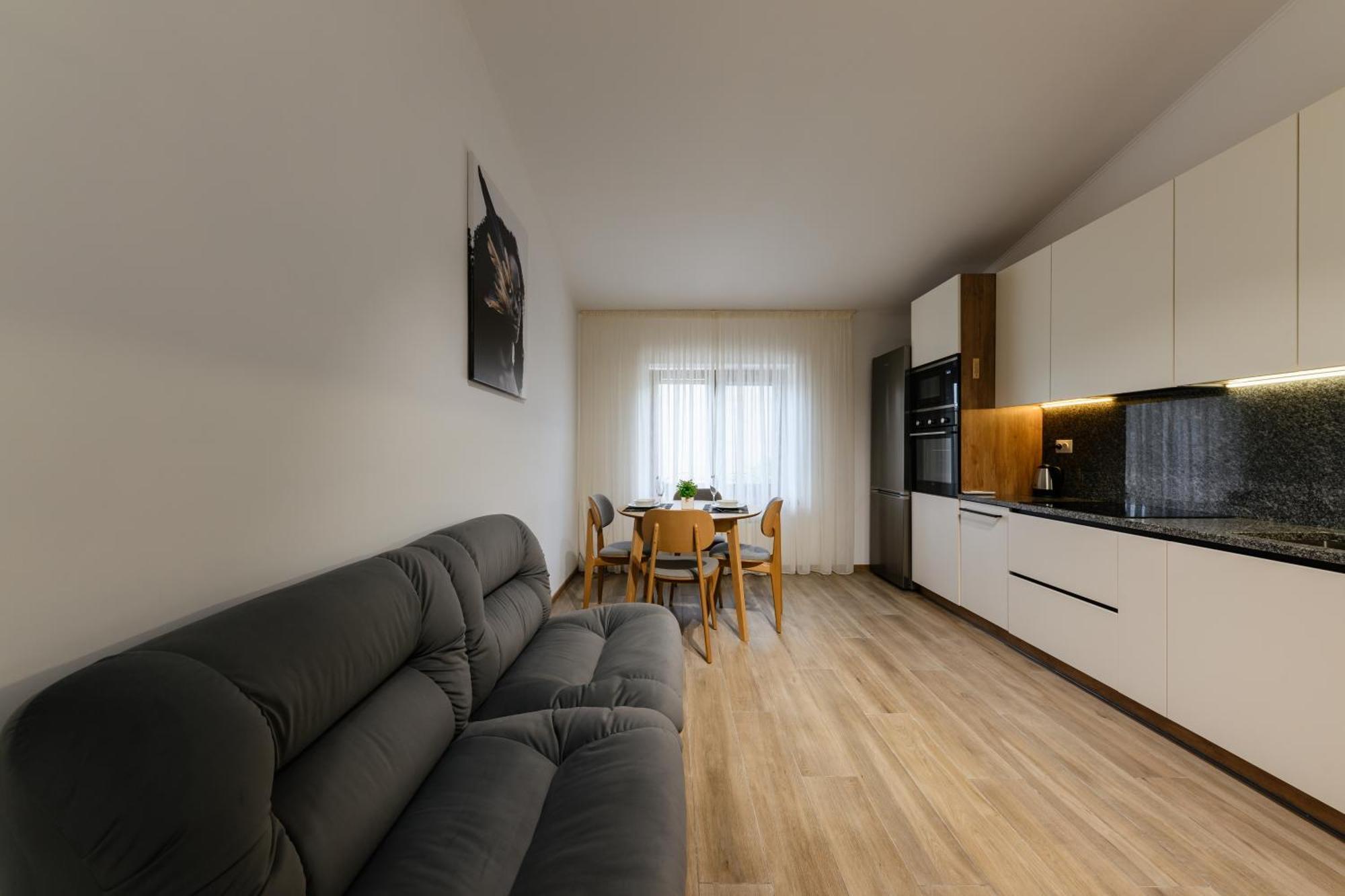 Luxury Apartments Uzhorod Exterior photo